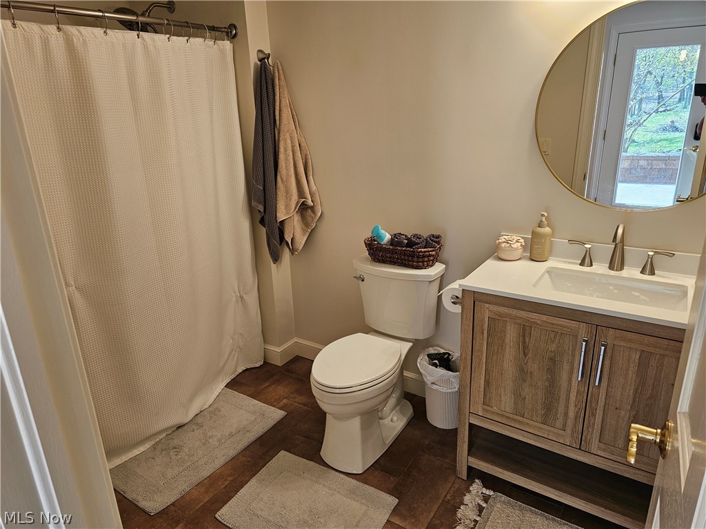 2363 Tabor Ridge Road NE New Philadelphia OH 44663