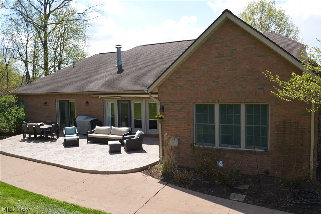 2363 Tabor Ridge Road NE New Philadelphia OH 44663