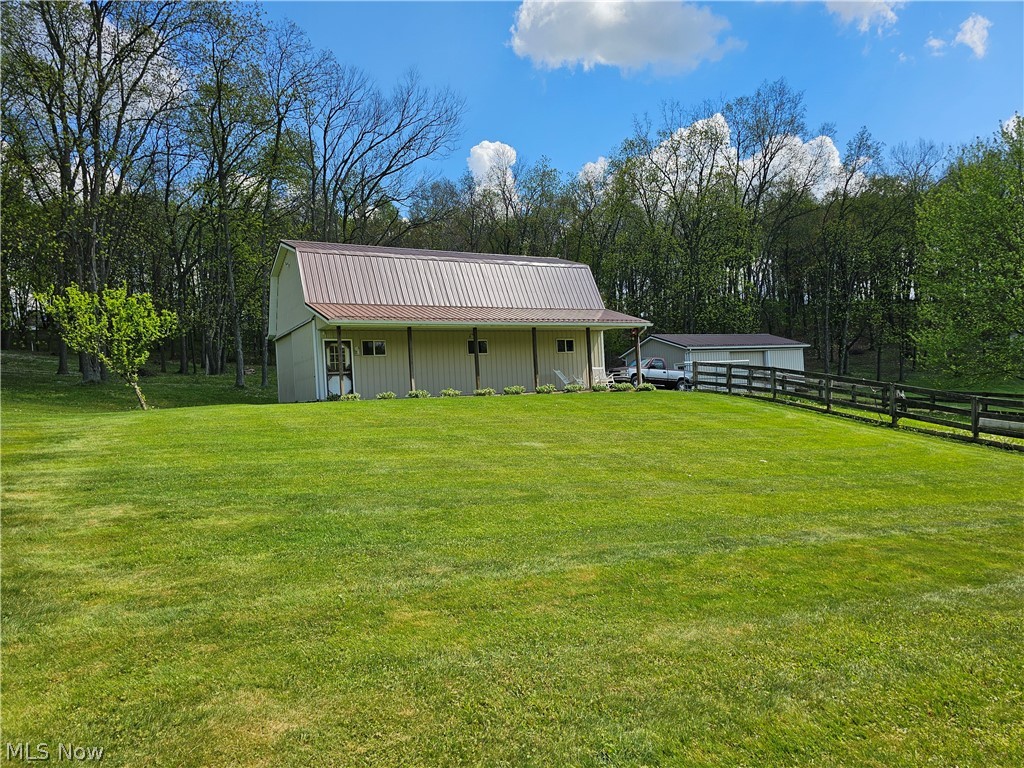 2363 Tabor Ridge Road NE New Philadelphia OH 44663