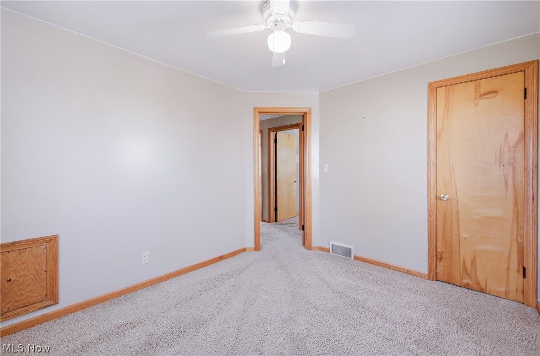 245 Manor Avenue Struthers OH 44471