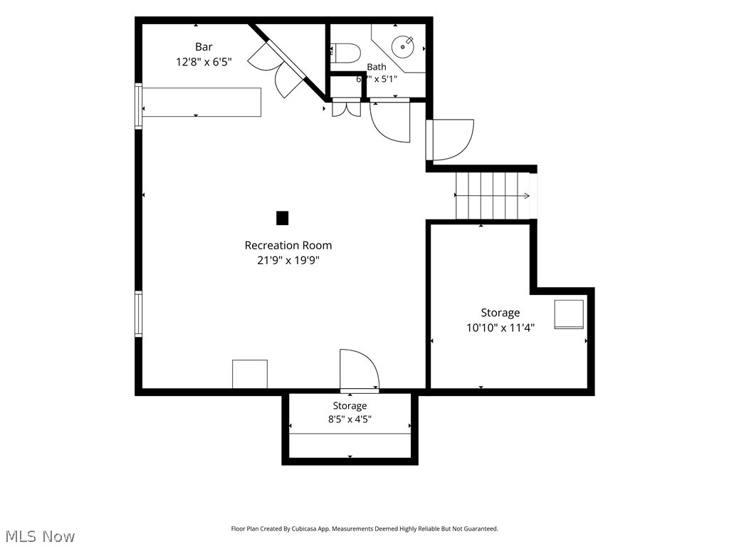 245 Manor Avenue Struthers OH 44471