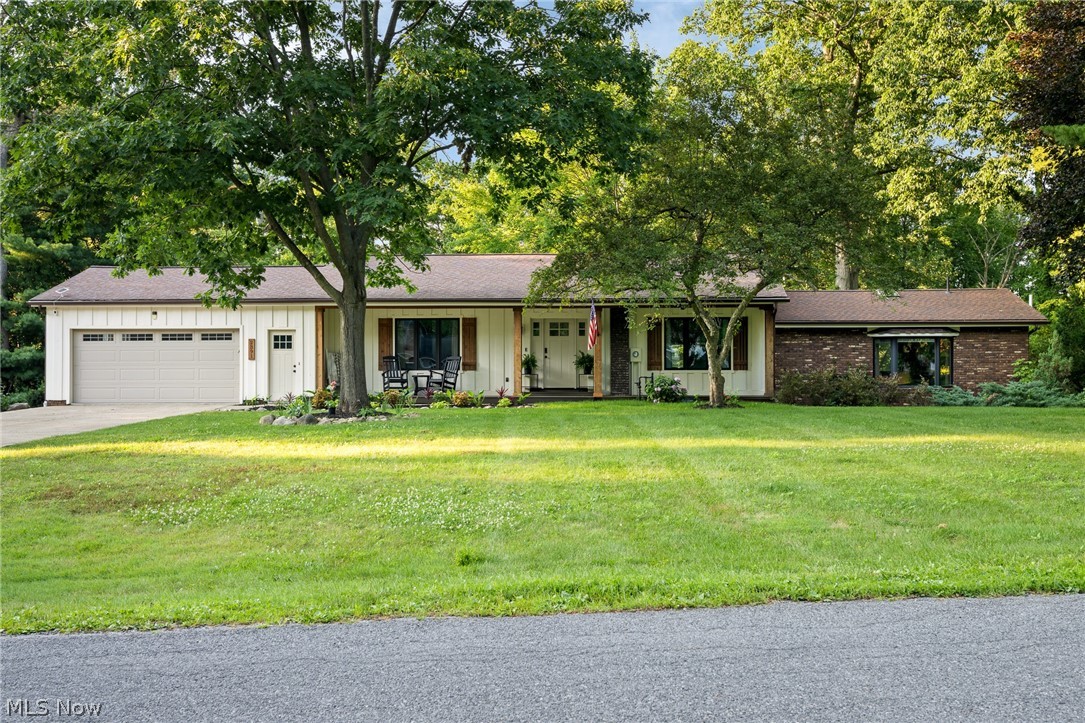 2391 Lyndon Drive Uniontown OH 44685