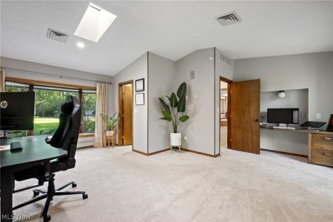 2391 Lyndon Drive Uniontown OH 44685