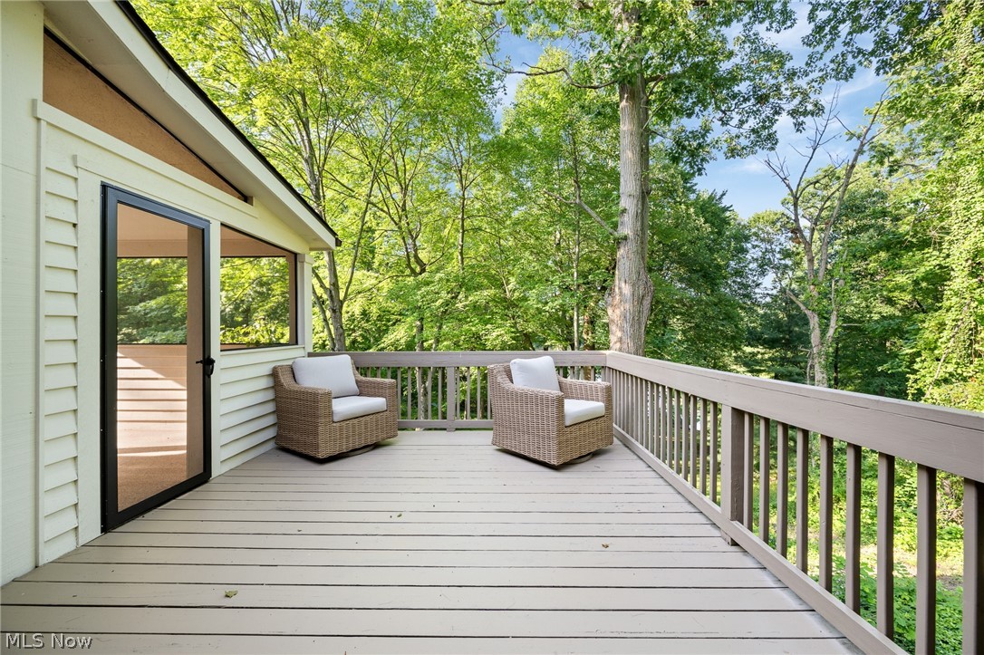 2391 Lyndon Drive Uniontown OH 44685