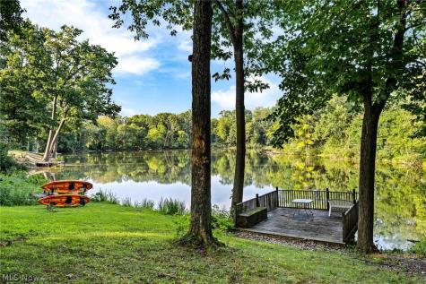 2391 Lyndon Drive Uniontown OH 44685