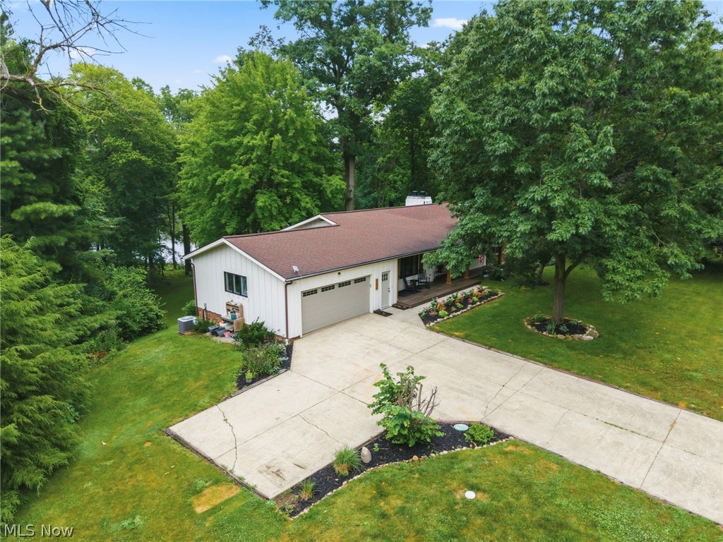 2391 Lyndon Drive Uniontown OH 44685