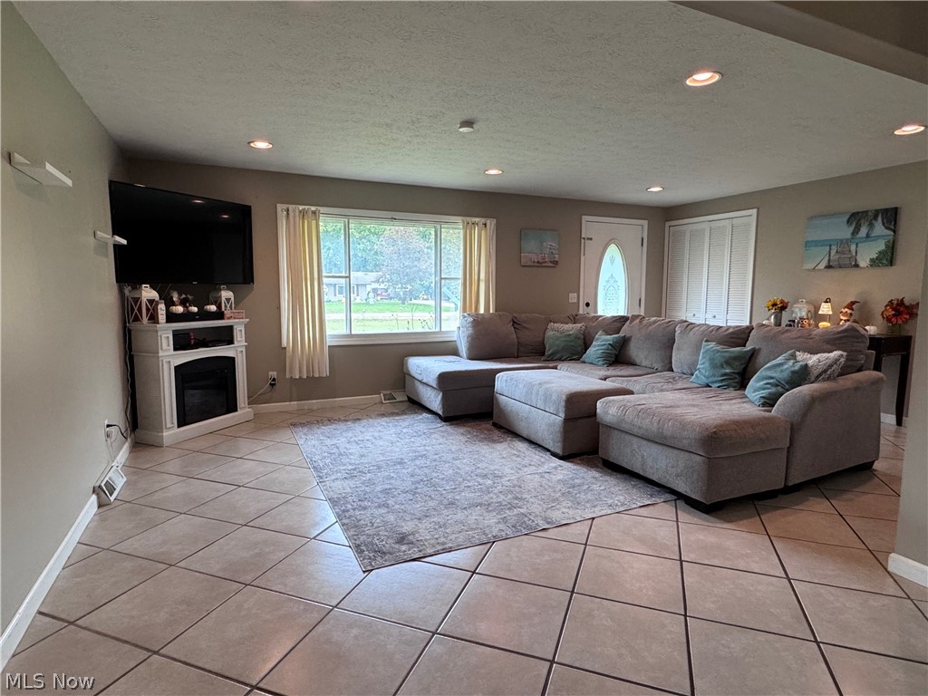 9495 Seymour Drive Streetsboro OH 44241