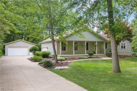 1312 Evelyn Lane Akron OH 44306