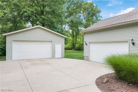 1312 Evelyn Lane Akron OH 44306