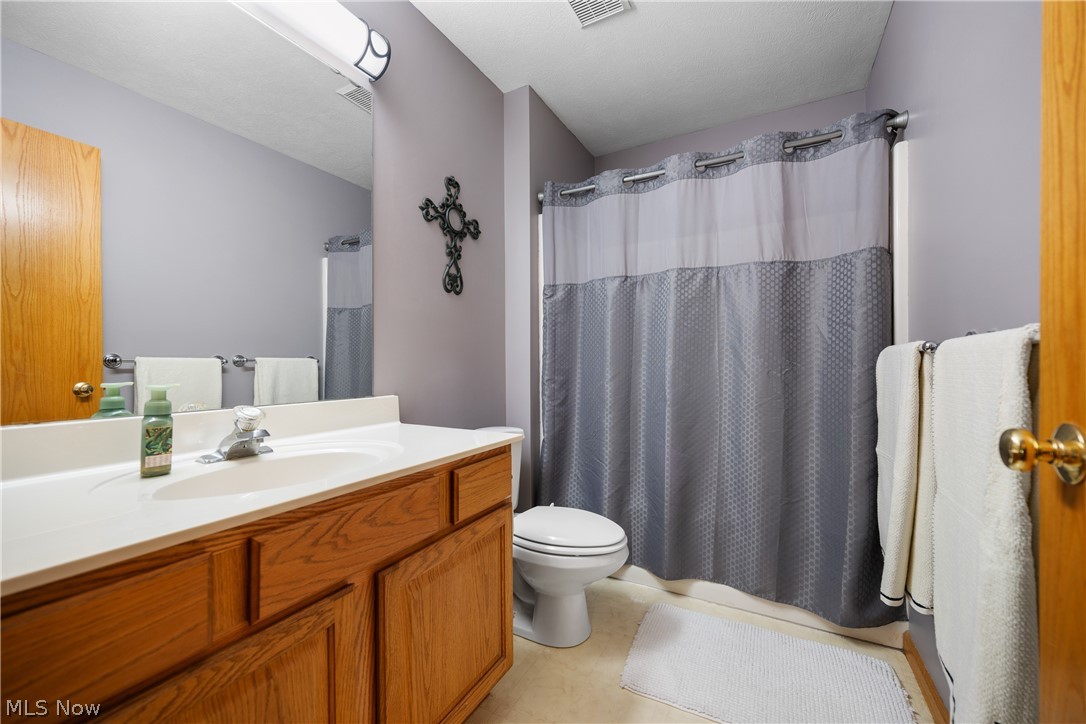 1312 Evelyn Lane Akron OH 44306