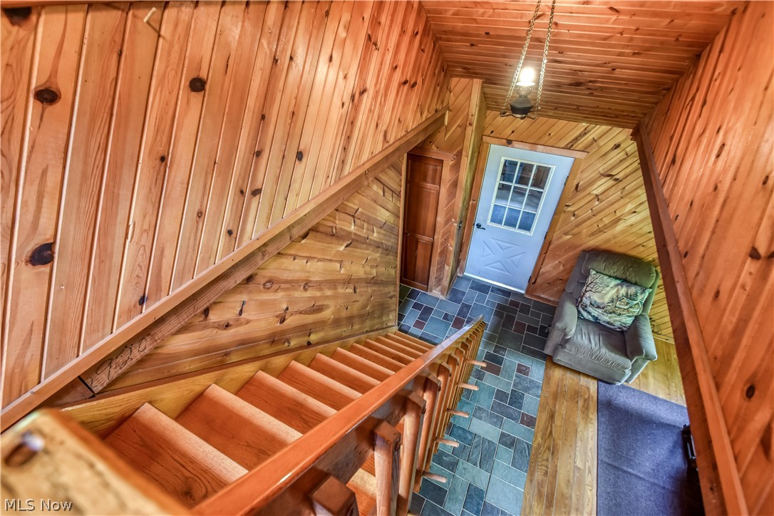 5671 S River Road W Geneva OH 44041