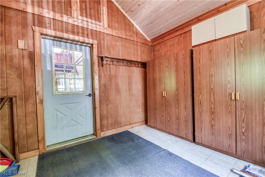5671 S River Road W Geneva OH 44041