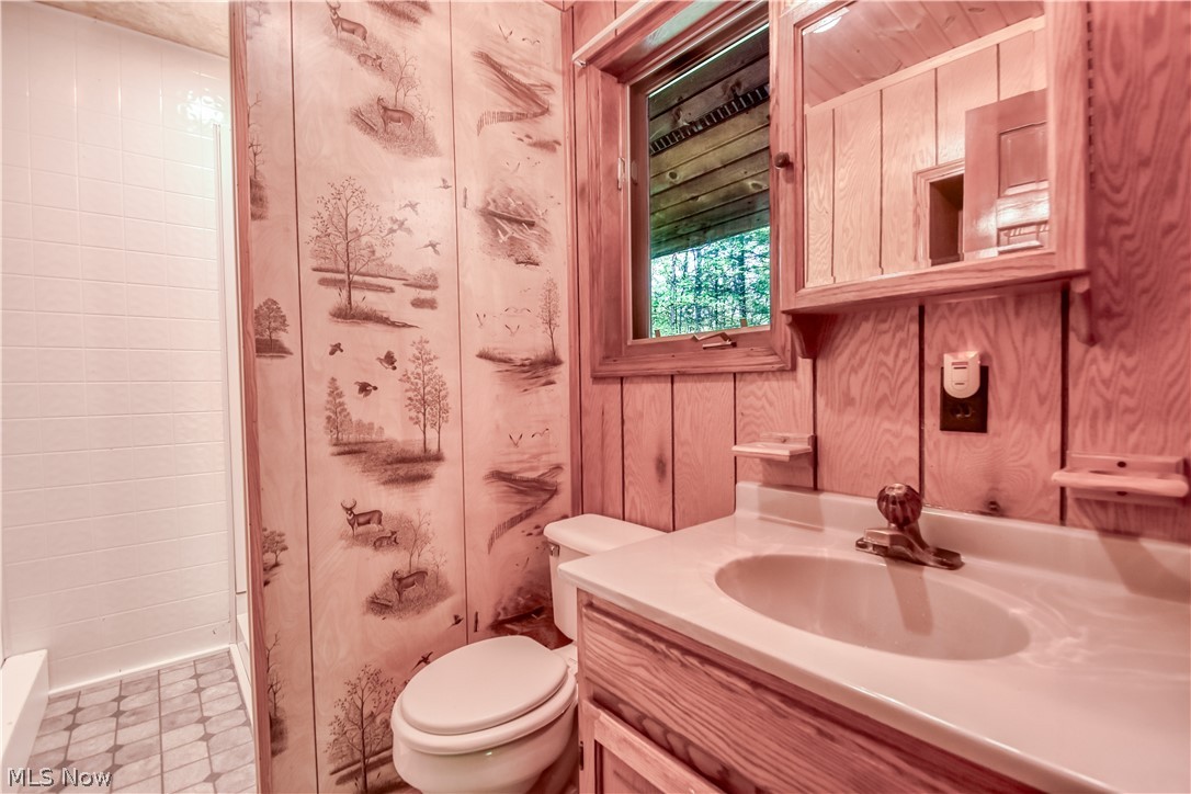 5671 S River Road W Geneva OH 44041