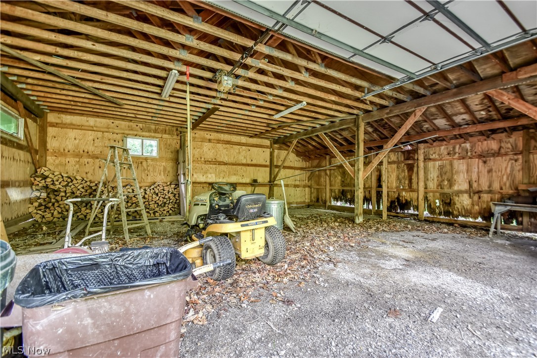 5671 S River Road W Geneva OH 44041