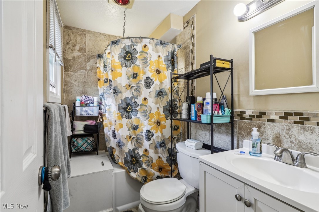 6615 Stratford Road Painesville OH 44077