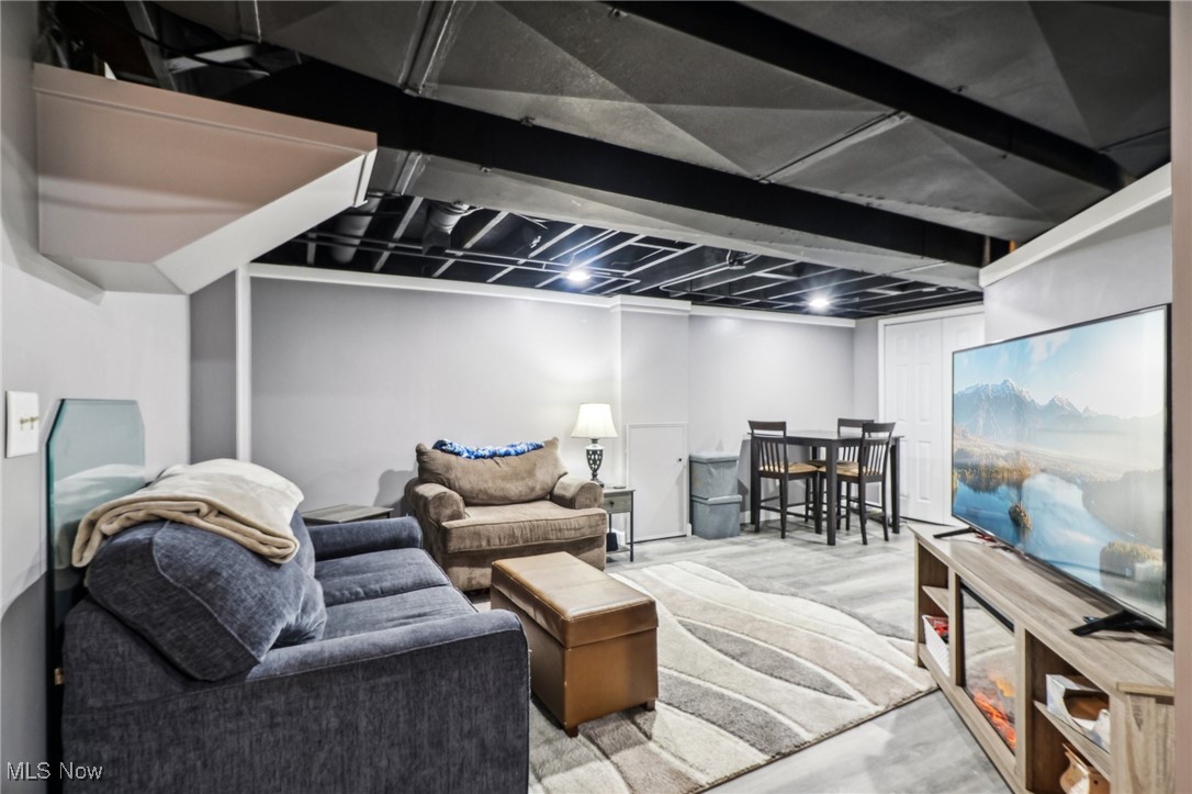 6615 Stratford Road Painesville OH 44077