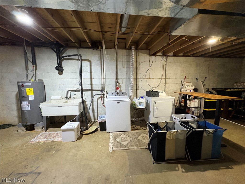 42627 State Route 517 Columbiana OH 44408