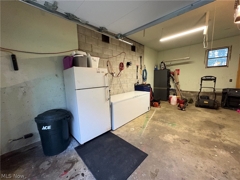 42627 State Route 517 Columbiana OH 44408