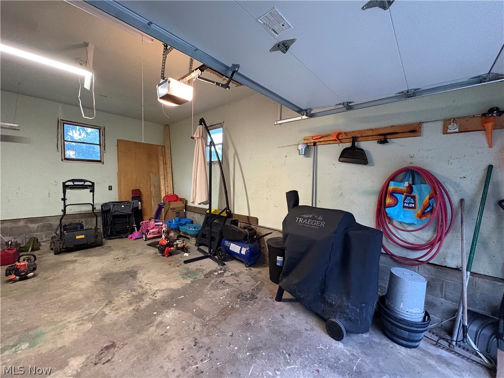 42627 State Route 517 Columbiana OH 44408