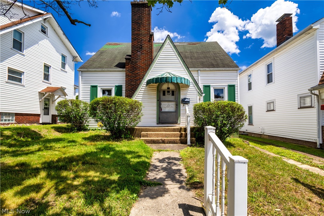 302 Cedar Avenue Steubenville OH 43952
