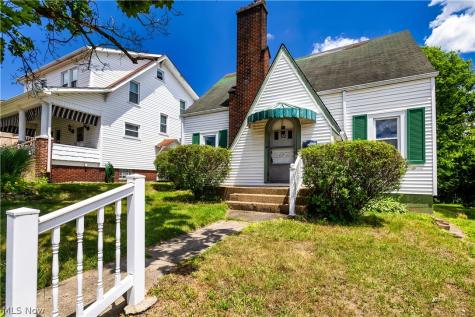 302 Cedar Avenue Steubenville OH 43952