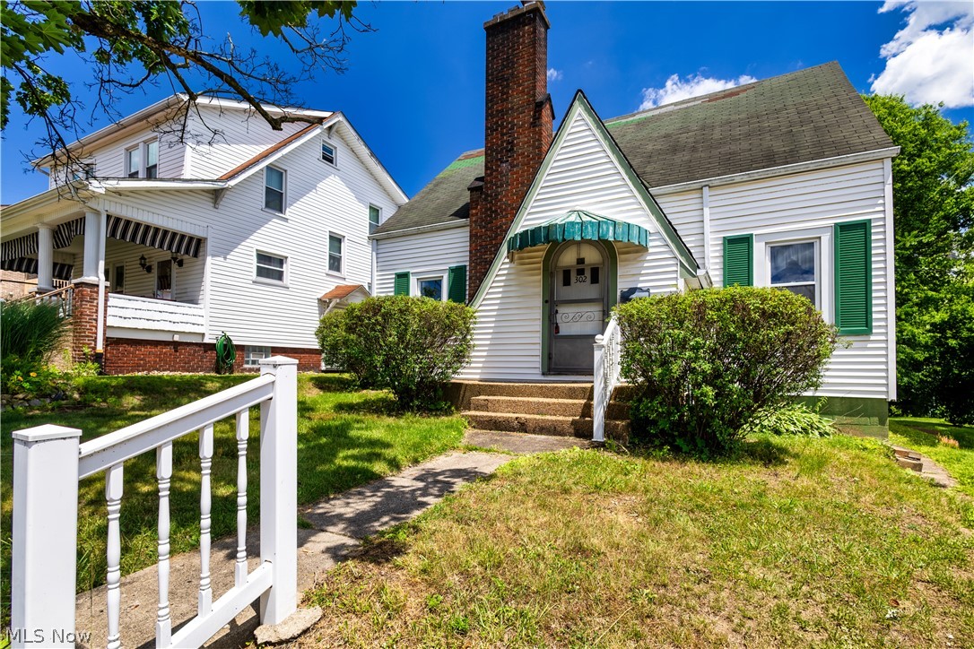 302 Cedar Avenue Steubenville OH 43952