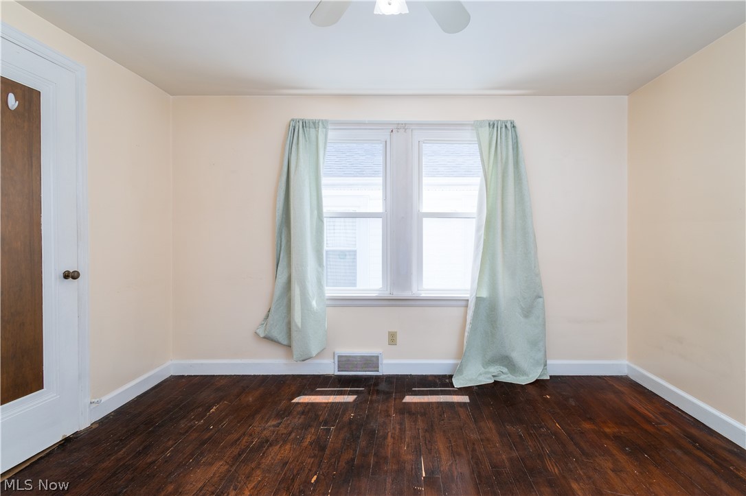 302 Cedar Avenue Steubenville OH 43952