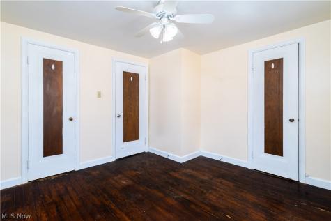 302 Cedar Avenue Steubenville OH 43952
