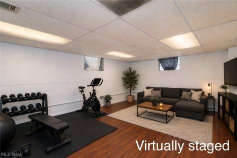 302 Cedar Avenue Steubenville OH 43952