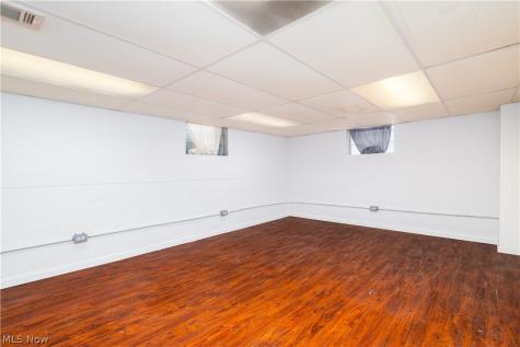 302 Cedar Avenue Steubenville OH 43952