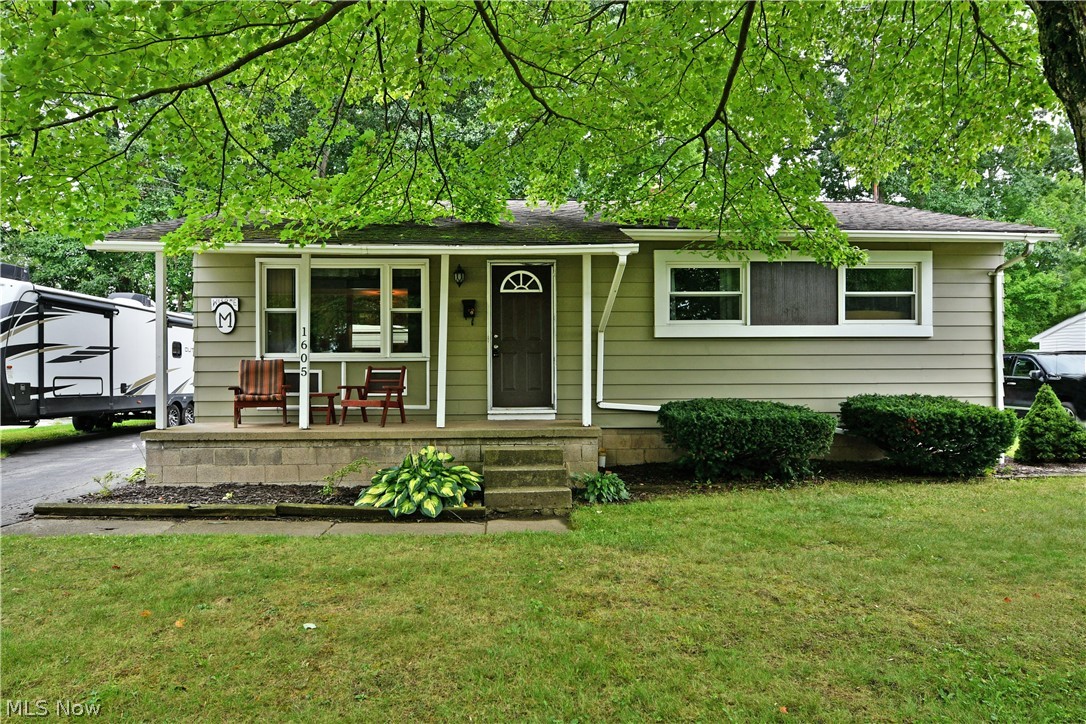 1605 Difford Drive Niles OH 44446