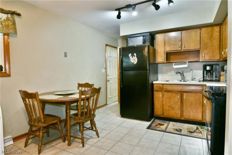 1605 Difford Drive Niles OH 44446