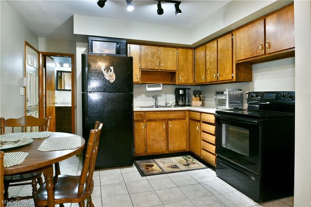 1605 Difford Drive Niles OH 44446