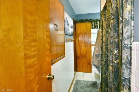 1605 Difford Drive Niles OH 44446