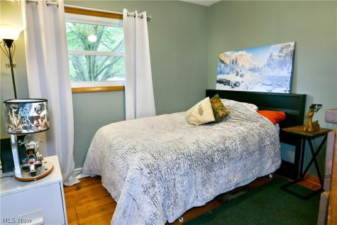 1605 Difford Drive Niles OH 44446