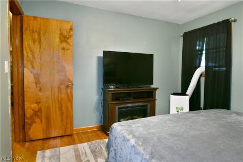 1605 Difford Drive Niles OH 44446