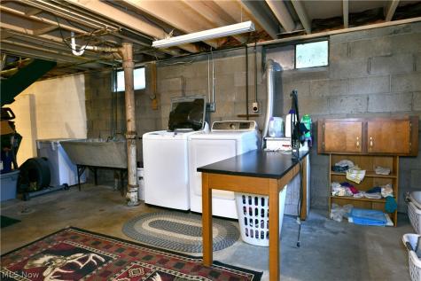 1605 Difford Drive Niles OH 44446