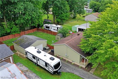 1605 Difford Drive Niles OH 44446
