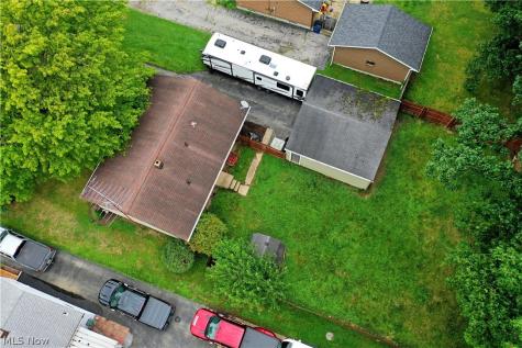 1605 Difford Drive Niles OH 44446