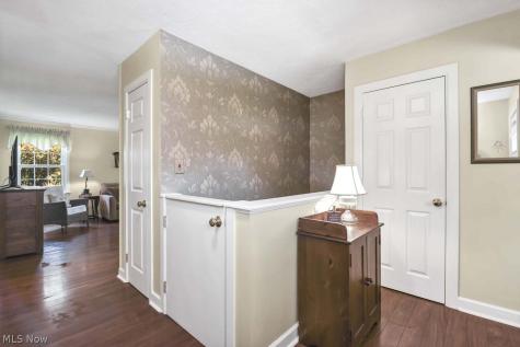 431 Powell Drive Bay Village OH 44140
