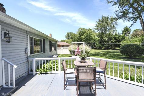 431 Powell Drive Bay Village OH 44140
