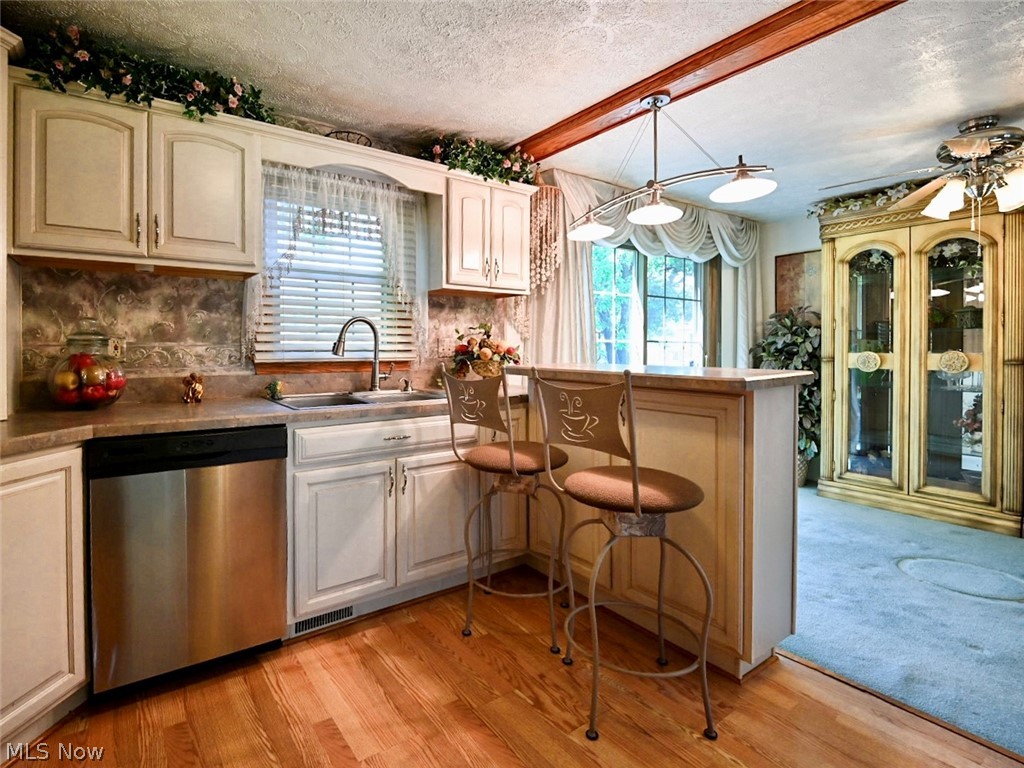 100 Blossom Lane Niles OH 44446