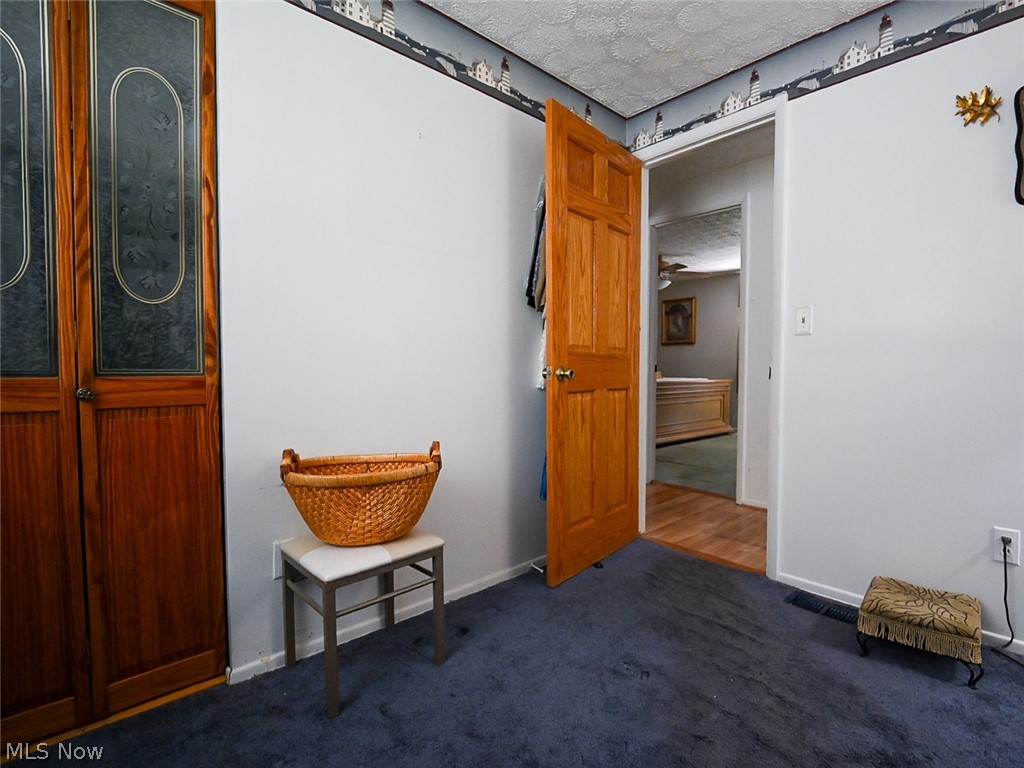 100 Blossom Lane Niles OH 44446
