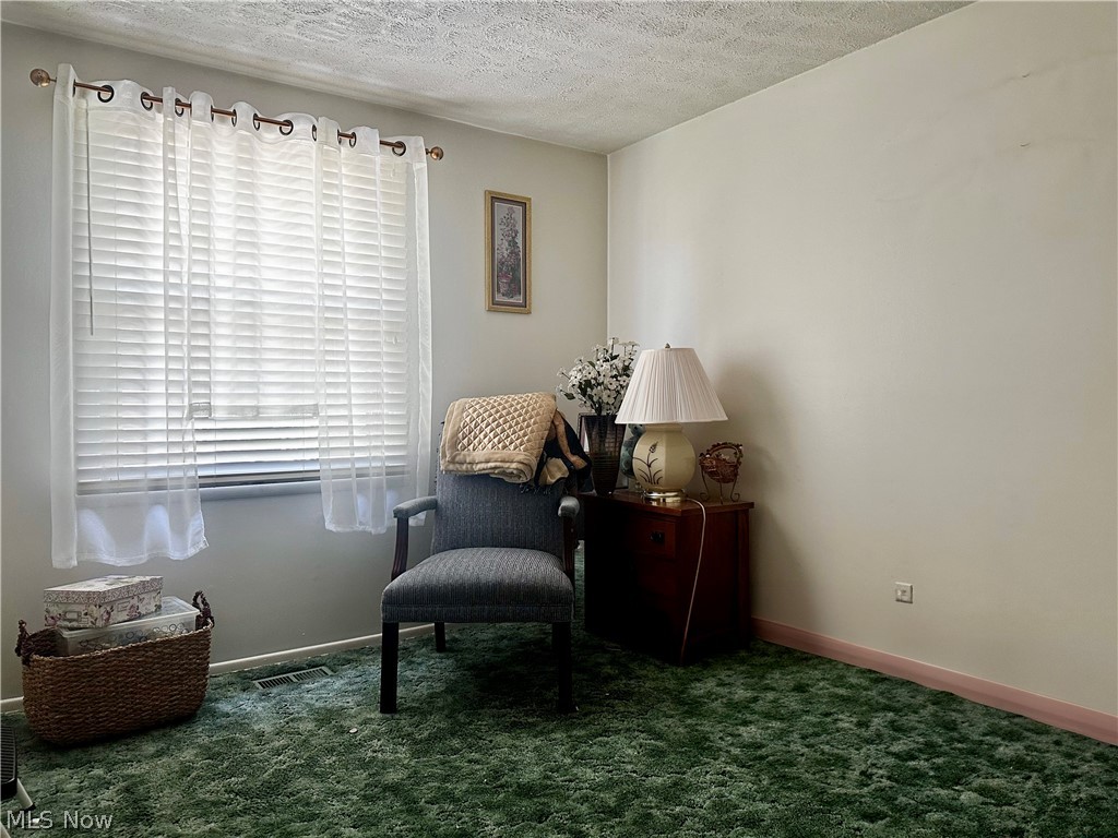 100 Blossom Lane Niles OH 44446