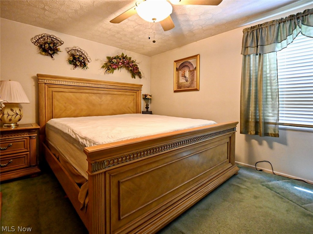 100 Blossom Lane Niles OH 44446