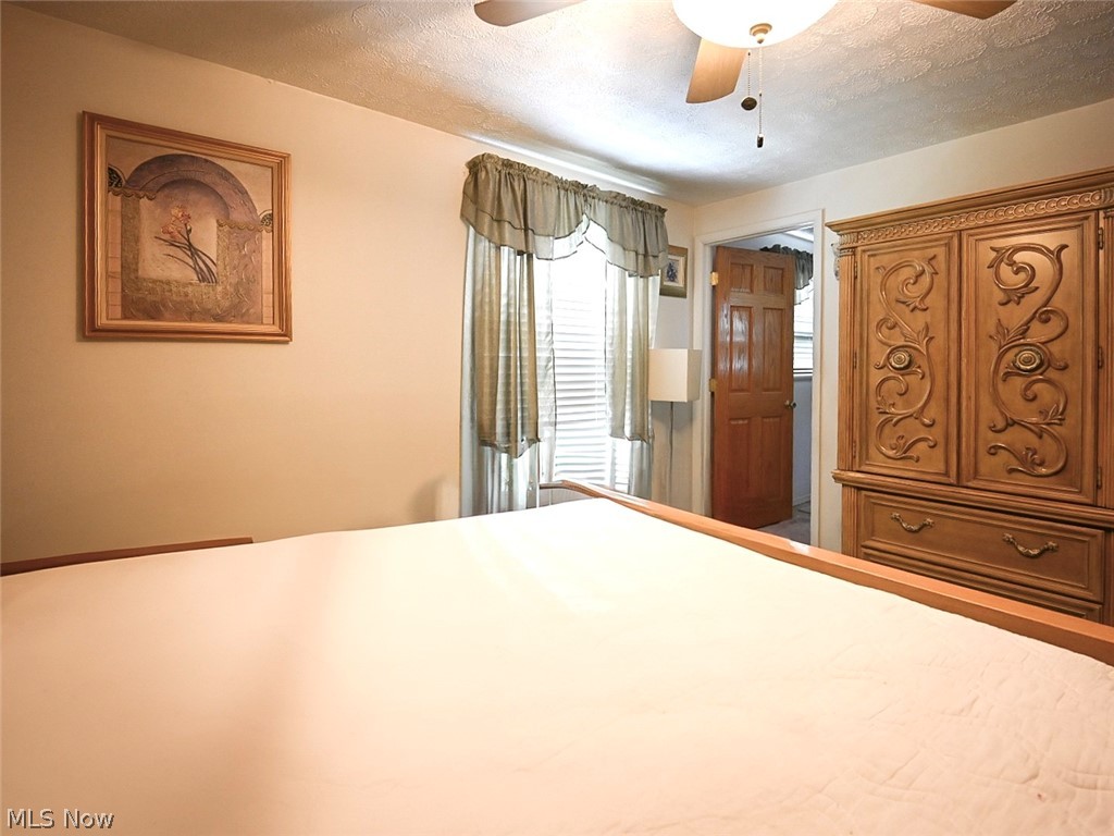 100 Blossom Lane Niles OH 44446