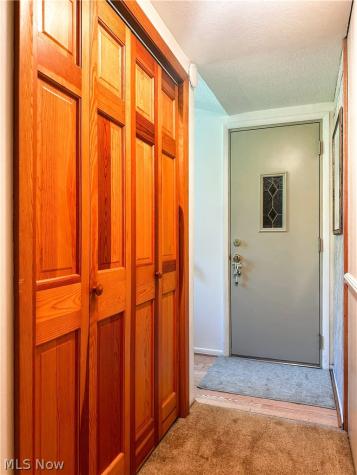 100 Blossom Lane Niles OH 44446