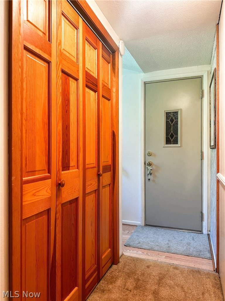 100 Blossom Lane Niles OH 44446