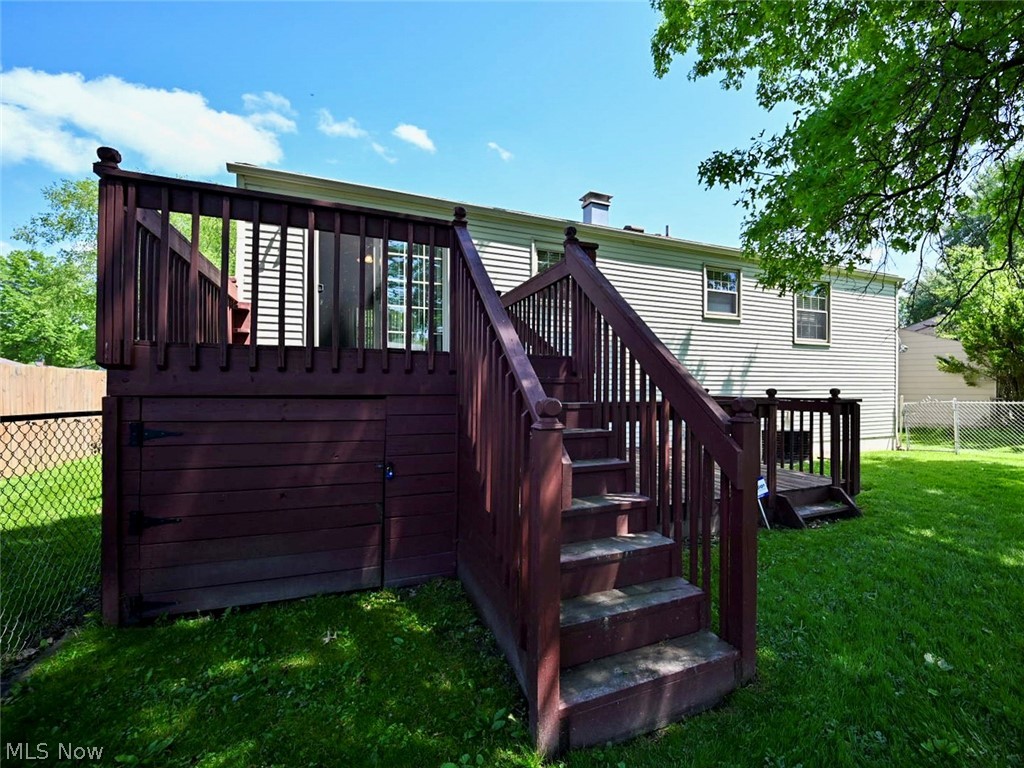100 Blossom Lane Niles OH 44446
