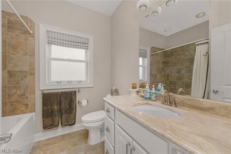34786 N Legends Way Grafton OH 44044